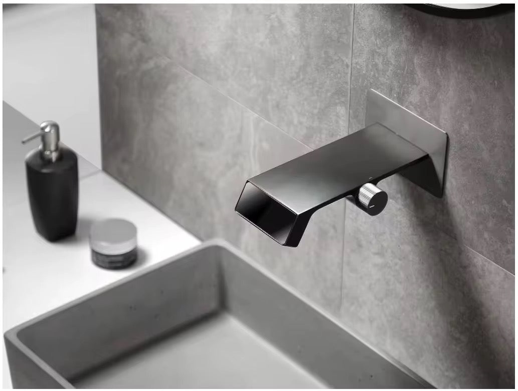 CASA BY ENZO Designer faucet model: EzN-Temp