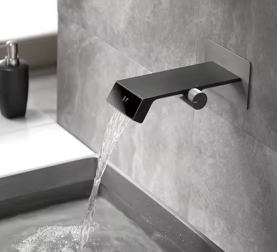 CASA BY ENZO Designer faucet model: EzN-Temp