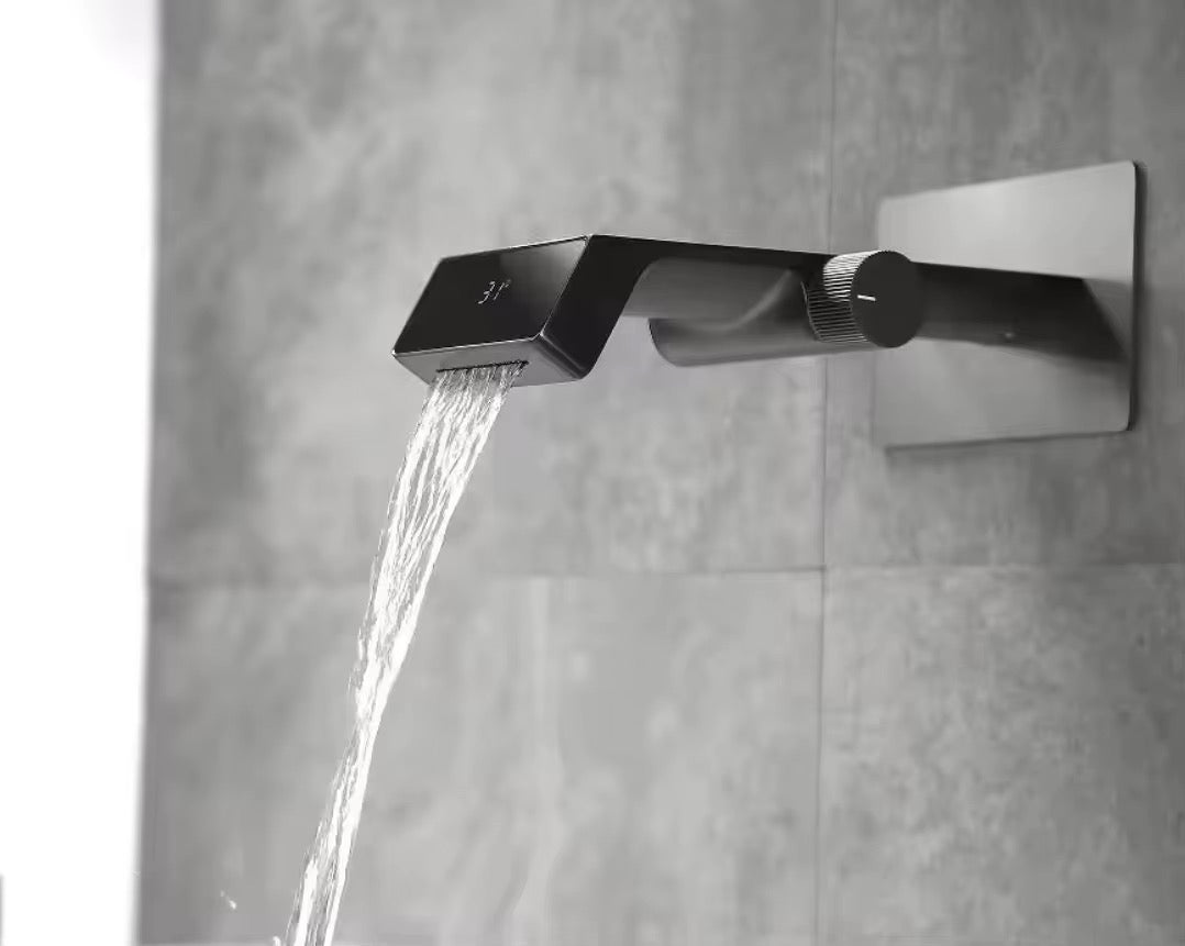 CASA BY ENZO Designer faucet model: EzN-Temp